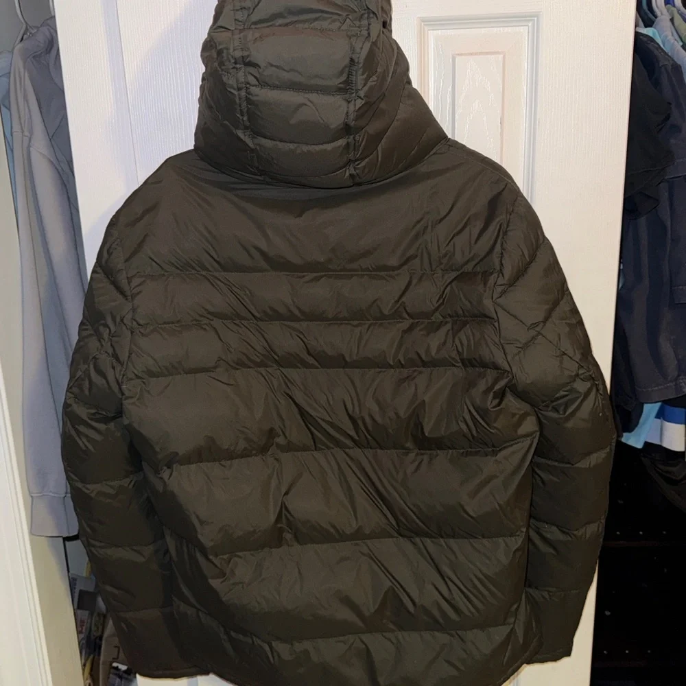 Tommy Hilfiger Red and Blue puffer Jacket - Picture 2 of 3